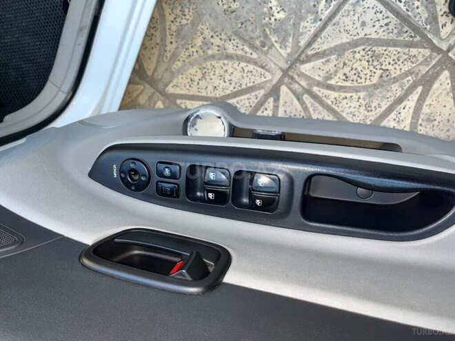 Hyundai Accent 2009, 266,895 km - 1.6 l - Bakı