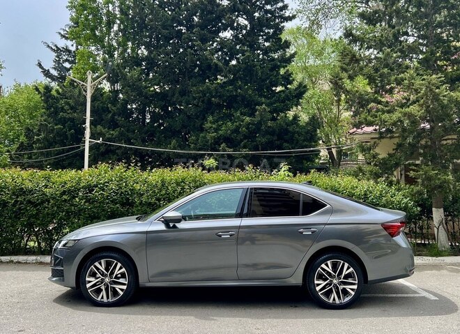 Skoda Octavia 2024, 2,570 km - 1.5 l - Bakı