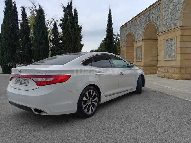 Hyundai Grandeur 2012, 243,000 km - 2.4 l - Qobustan