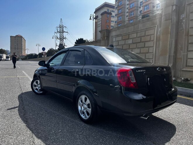 Chevrolet Lacetti-9
