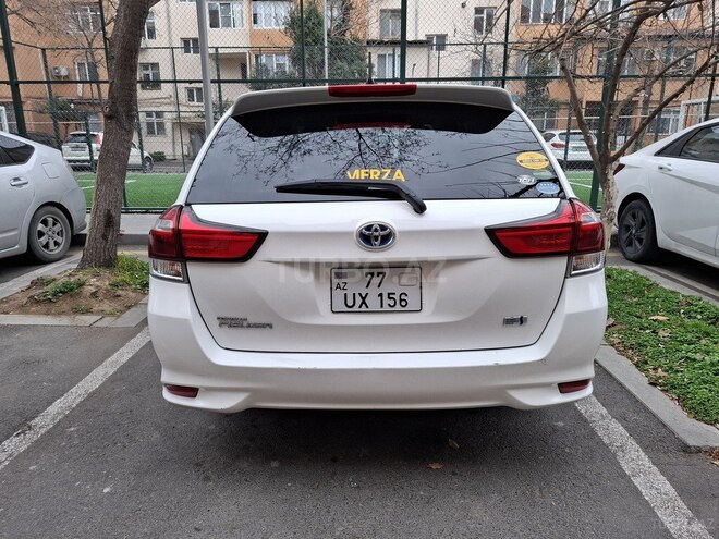 Toyota Corolla Fielder 2018, 185,000 km - 1.5 l - Bakı