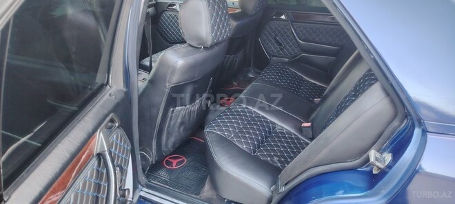 Mercedes E 220 1995, 202,232 km - 2.2 l - Bakı
