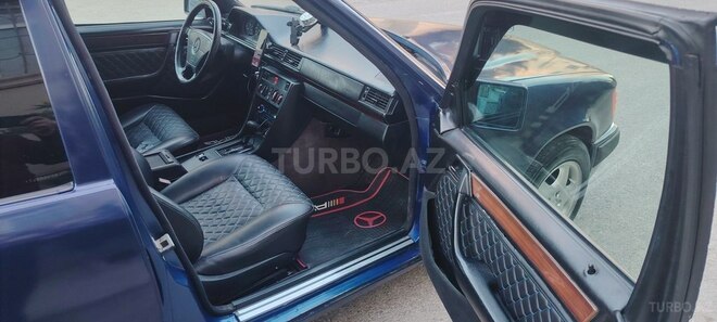 Mercedes E 220 1995, 202,232 km - 2.2 l - Bakı