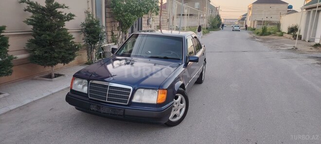 Mercedes E 220 1995, 202,232 km - 2.2 l - Bakı