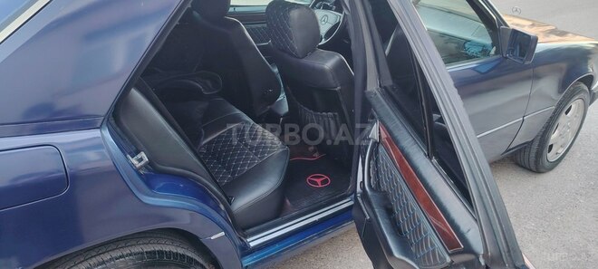 Mercedes E 220 1995, 202,232 km - 2.2 l - Bakı