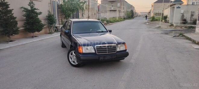 Mercedes E 220 1995, 202,232 km - 2.2 l - Bakı