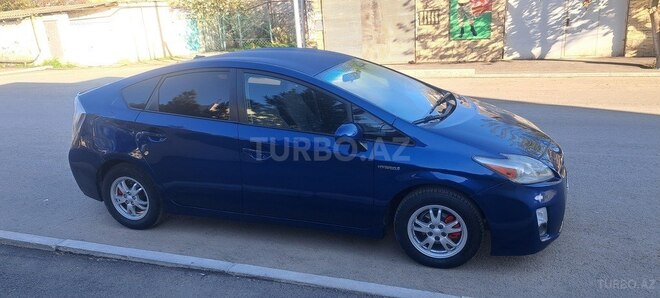 Toyota Prius 2011, 298,000 km - 1.8 l - Gəncə
