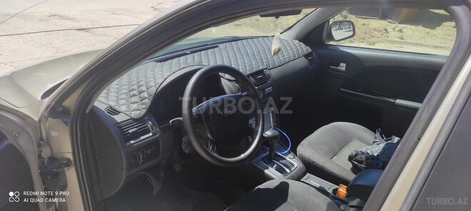 Ford Mondeo 2004, 282,000 km - 2.0 l - Sumqayıt