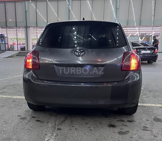 Toyota Auris 2007, 358,000 km - 1.4 л - Bakı