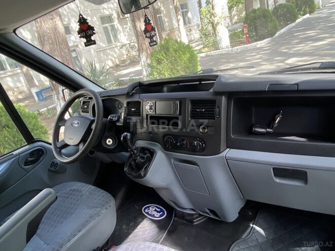 Ford Transit 2010, 206,000 km - 2.4 л - Bakı