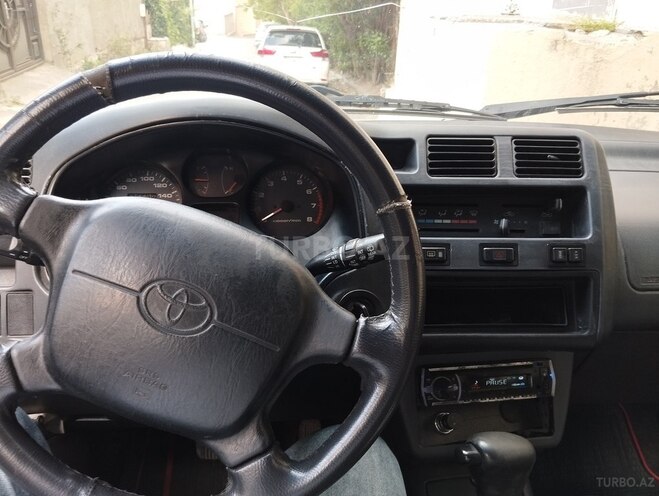 Toyota RAV4 1997, 250,000 km - 2.0 l - Bakı