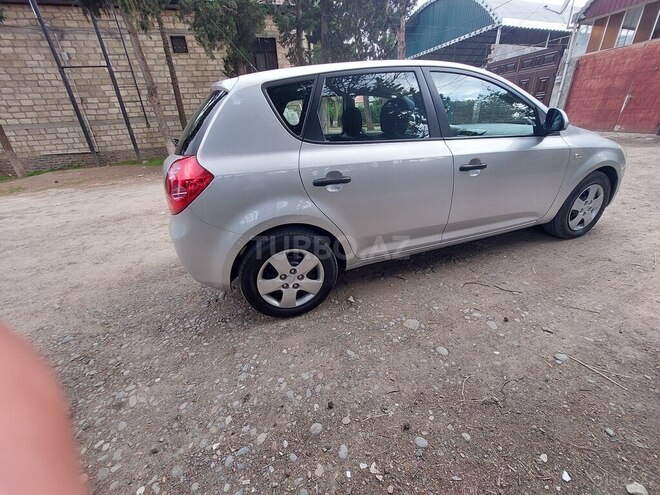 Kia Ceed 2007, 197,000 km - 1.4 l - Tovuz