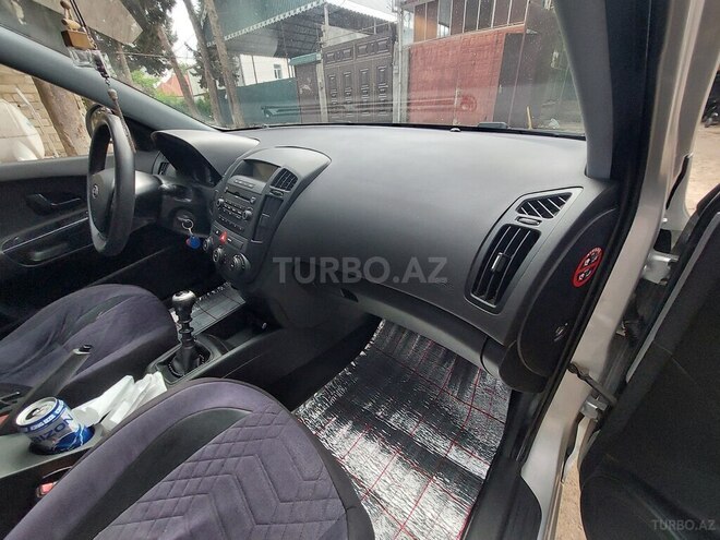 Kia Ceed 2007, 197,000 km - 1.4 l - Tovuz