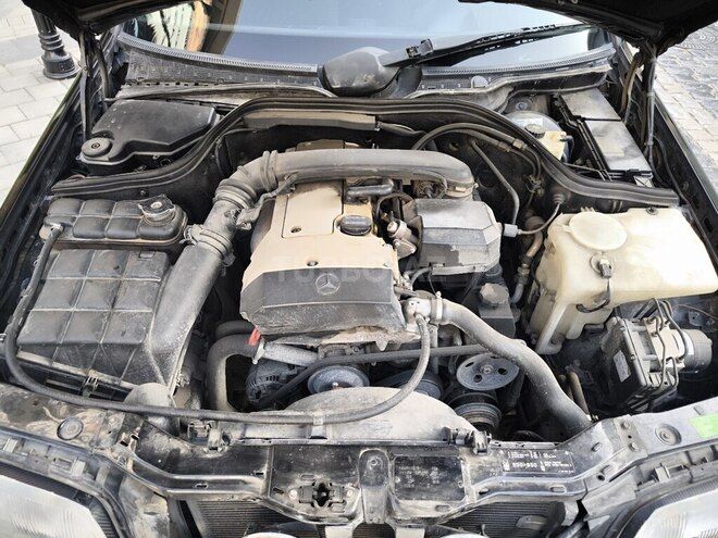 Mercedes C 180 1998, 317,000 km - 1.8 l - Bakı