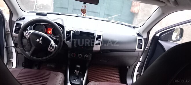 Mitsubishi Outlander 2007, 216,024 km - 3.0 л - Bakı