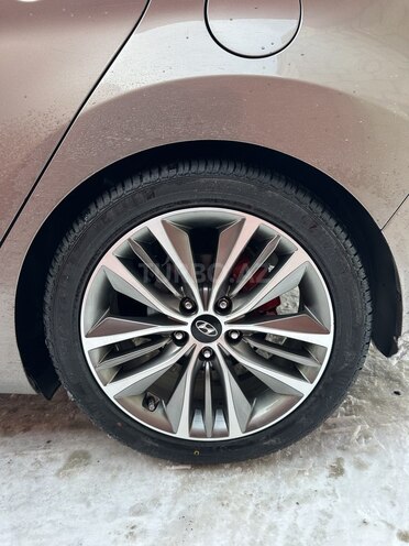 Hyundai Elantra 2015, 156,000 km - 1.8 l - İsmayıllı