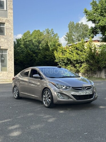 Hyundai Elantra 2015, 156,000 km - 1.8 l - İsmayıllı