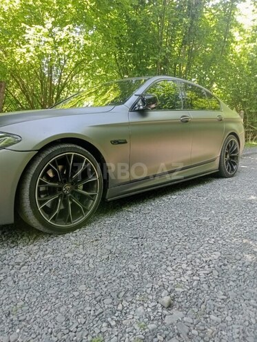 BMW 535 2010, 233,000 km - 3.0 l - Zaqatala