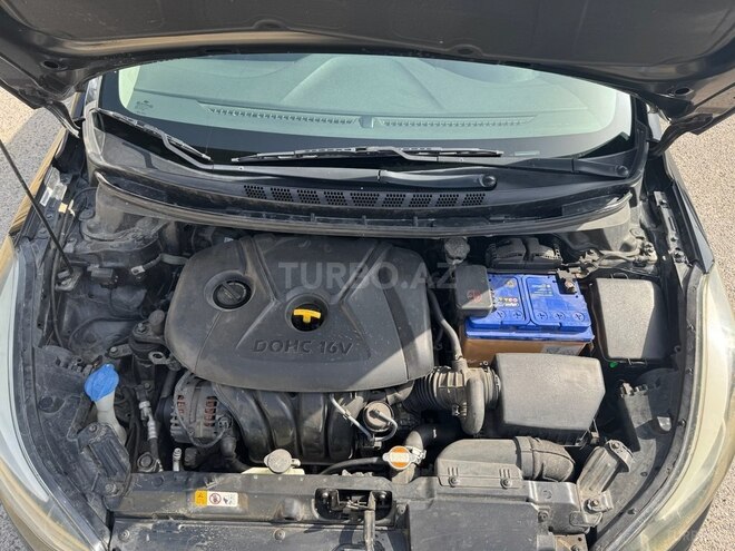 Hyundai Elantra 2013, 250,000 km - 1.8 l - Bakı