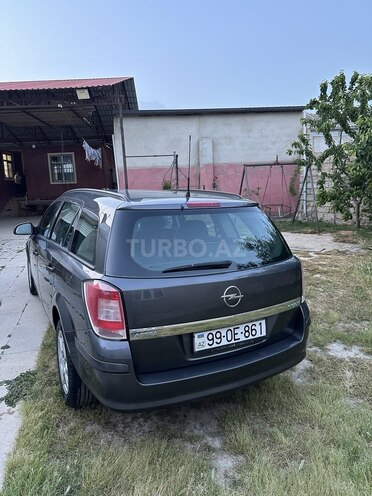 Opel Astra 2010, 296,000 km - 1.4 л - Bakı