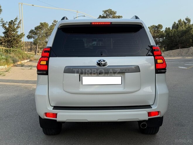Toyota Land Cruiser Prado 2018, 96,000 km - 2.7 л - Bakı