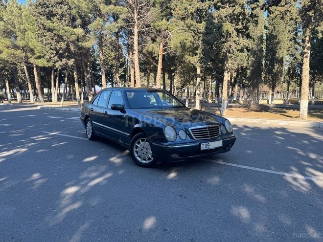 Mercedes E 220 d 2000, 451,853 km - 2.2 l - Bakı