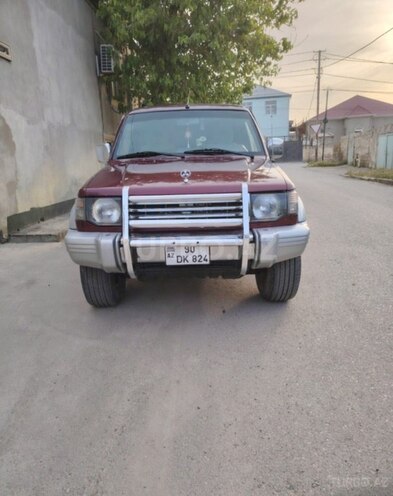 Mitsubishi Pajero 1991, 300,000 km - 2.5 l - Sumqayıt
