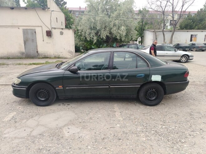 Opel Omega 1995, 258,588 km - 2.0 l - Sumqayıt
