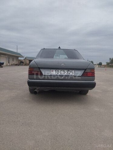 Mercedes C 250 1985, 500,000 km - 2.5 l - Salyan