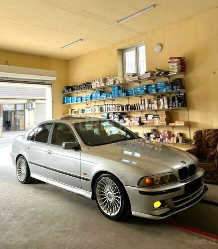 BMW 525 2001, 400,000 km - 2.5 l - Bakı