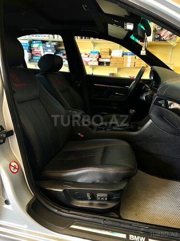 BMW 525 2001, 400,000 km - 2.5 l - Bakı