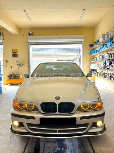 BMW 525 2001, 400,000 km - 2.5 l - Bakı