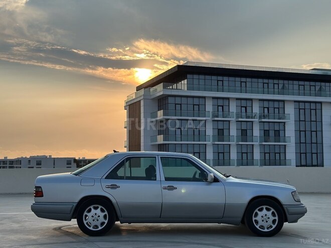 Mercedes E 200 1995, 367,000 km - 2.0 l - Bakı