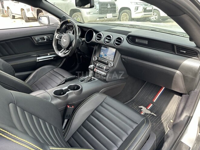 Ford Mustang 2019, 60,000 km - 2.3 л - Bakı