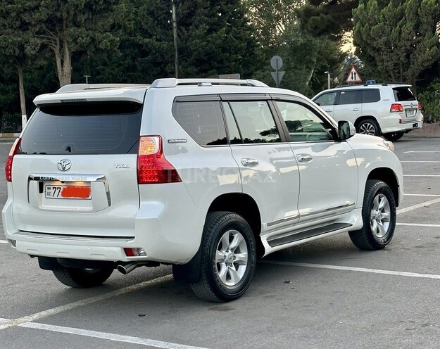 Toyota Land Cruiser Prado 2013, 159,000 km - 2.7 l - Ağstafa
