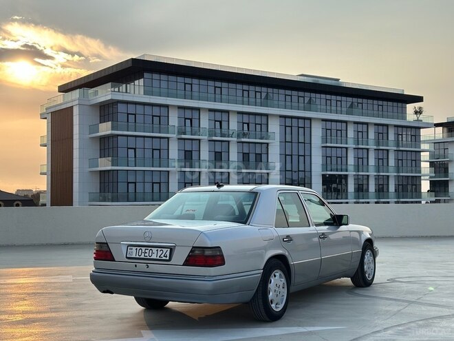 Mercedes E 200 1995, 367,000 km - 2.0 l - Bakı