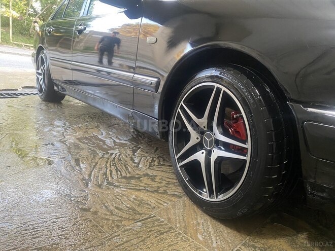 Mercedes E 280 1998, 248,000 km - 2.8 l - Bakı
