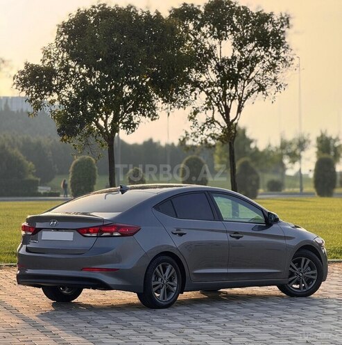Hyundai Elantra 2017, 94,147 km - 2.0 l - Bakı