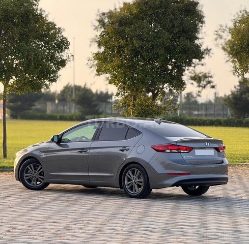 Hyundai Elantra 2017, 94,147 km - 2.0 l - Bakı