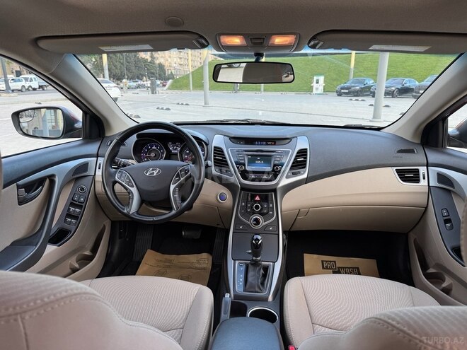Hyundai Elantra 2015, 84,300 km - 1.8 л - Bakı