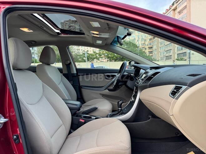 Hyundai Elantra 2015, 84,300 km - 1.8 л - Bakı
