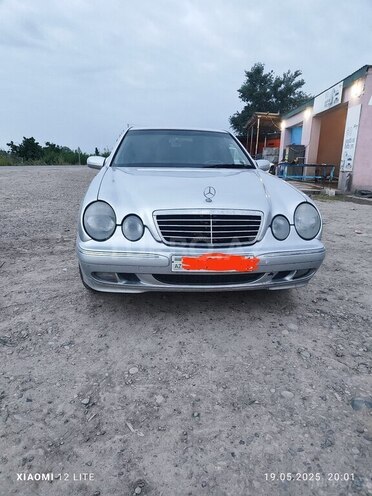 Mercedes E 220 d 1999, 536,000 km - 2.2 l - Sabirabad