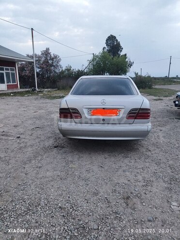 Mercedes E 220 d 1999, 536,000 km - 2.2 l - Sabirabad