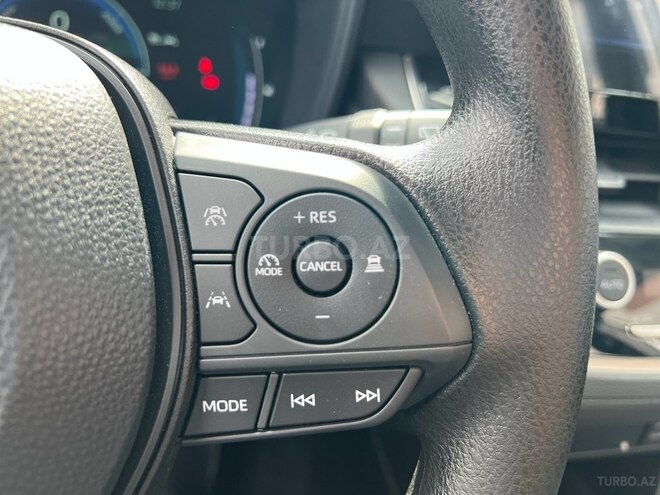 Toyota Corolla Cross-16