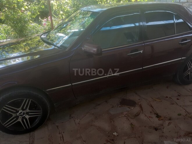 Mercedes C 230 1996, 457,645 km - 2.3 l - Bakı