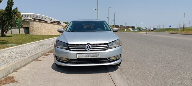 Volkswagen Passat (North America) 2013, 214,043 km - 1.8 l - Bakı