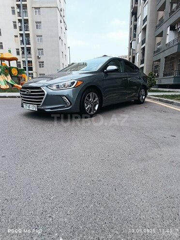 Hyundai Elantra 2018, 165,762 km - 2.0 l - Bakı