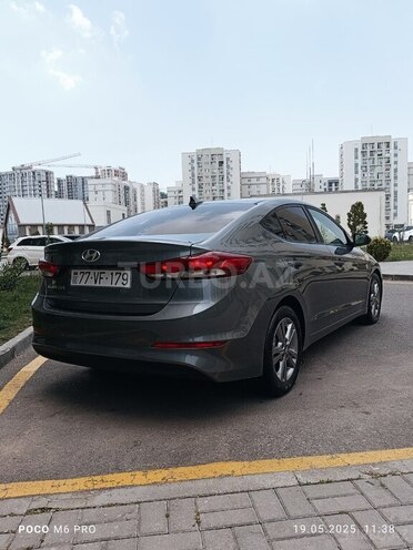 Hyundai Elantra 2018, 165,762 km - 2.0 l - Bakı