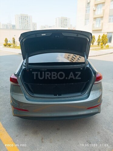 Hyundai Elantra 2018, 165,762 km - 2.0 l - Bakı