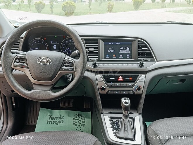 Hyundai Elantra 2018, 165,762 km - 2.0 l - Bakı